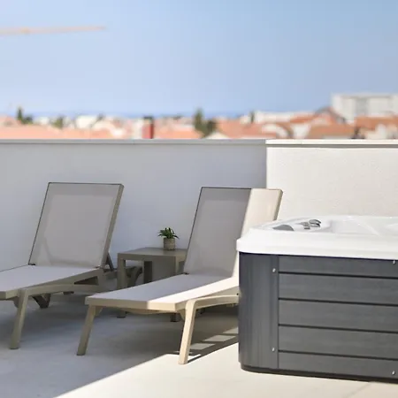 Arba Fortuna Exclusive With Private Parking Apartament *