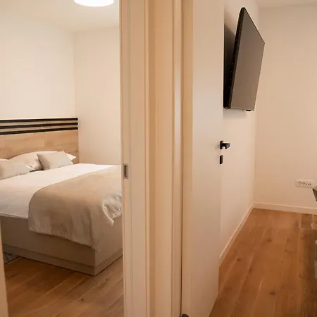 Arba Fortuna Exclusive With Private Parking Zadar