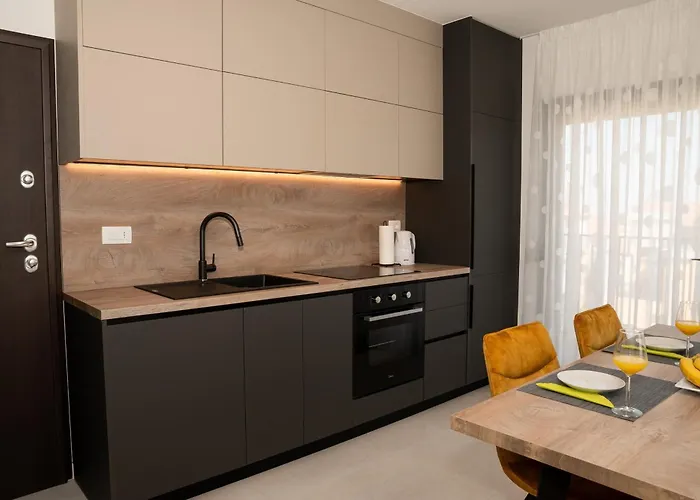 Arba Fortuna Exclusive With Private Parking זאדאר