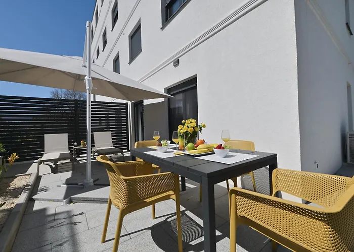 Arba Fortuna Exclusive With Private Parking דירה
